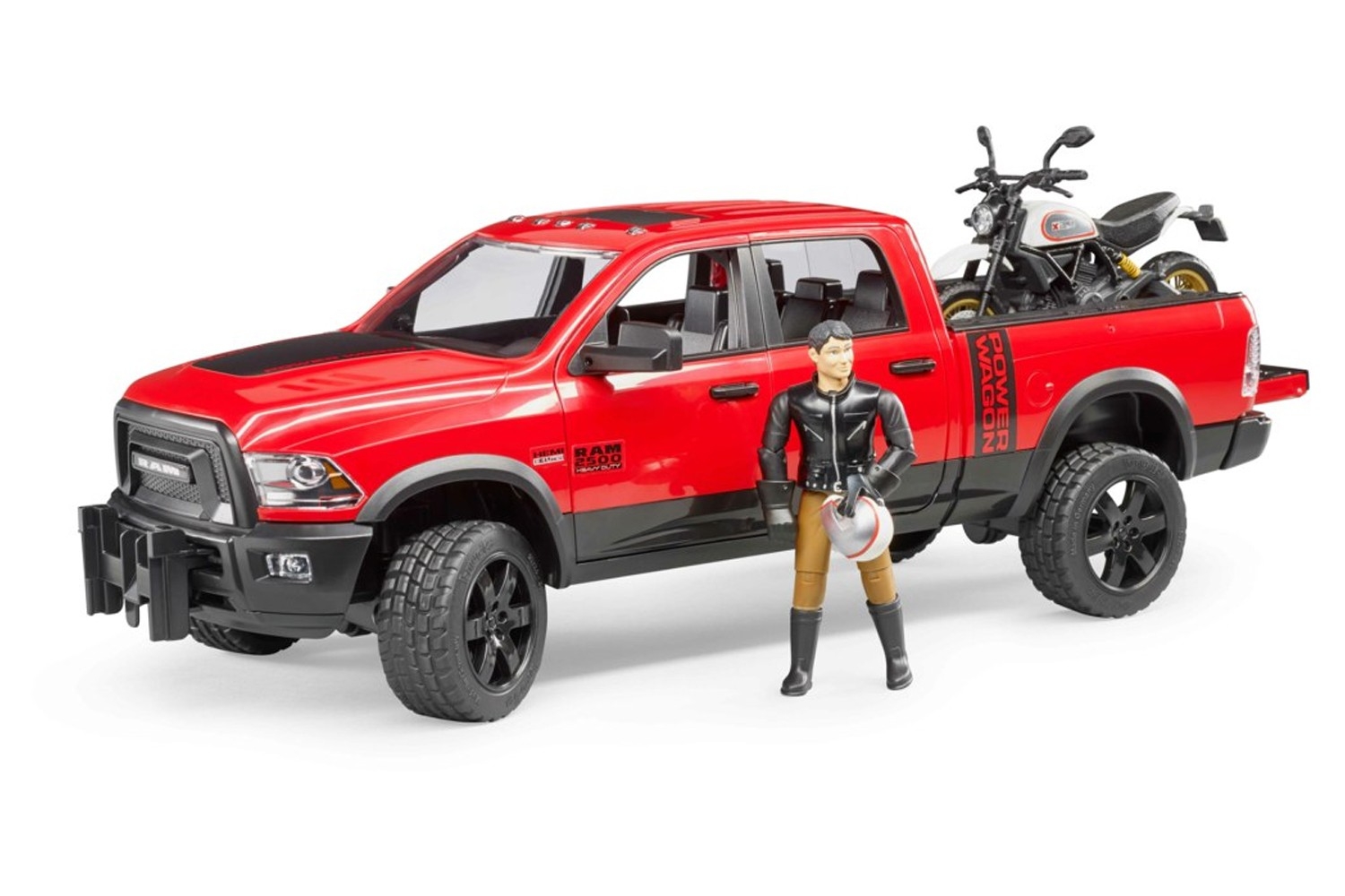 BRUDER RAM 2500 POWER WAGON CON DUCATI SCRAMBLER DESERT SLED 2502