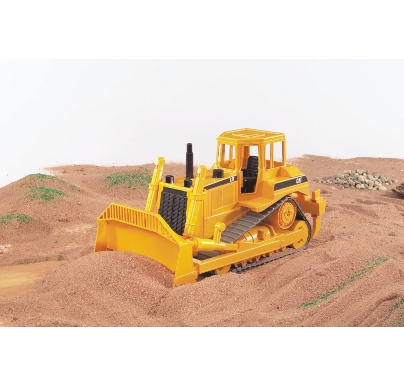 BRUDER BULLDOZER CAT 2422