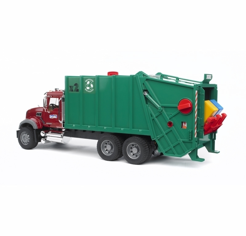 BRUDER CAMION TRASPORTO RIFIUTI (VERDE) MACK GRANITE 2812