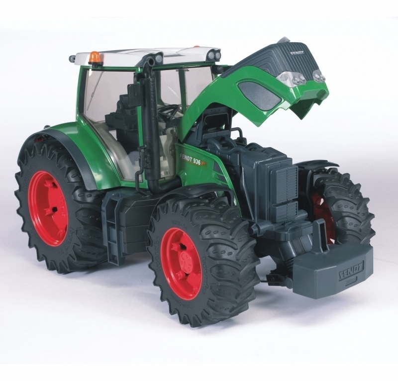 BRUDER TRATTORE FENDT 936 VARIO 3040