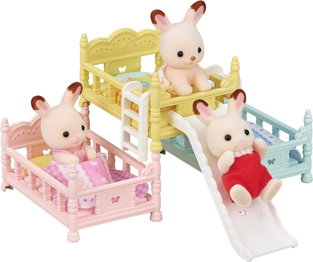 SYLVANIAN FAMILIES LETTO A CASTELLO TRIPLO COLORATO 5741