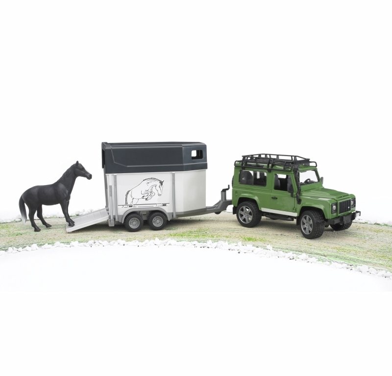 BRUDER LAND ROVER DEFENDER STATION WAGON CON RIMORCHIO E CAVALLO 2592