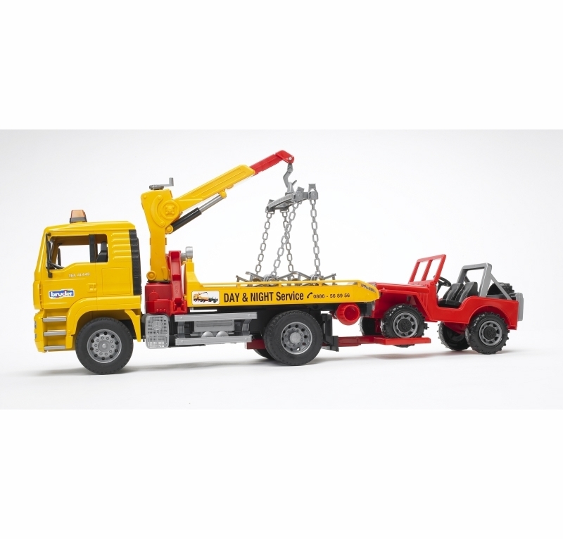 BRUDER CAMION MAN TGA TRASPORTO CON JEEP 2750