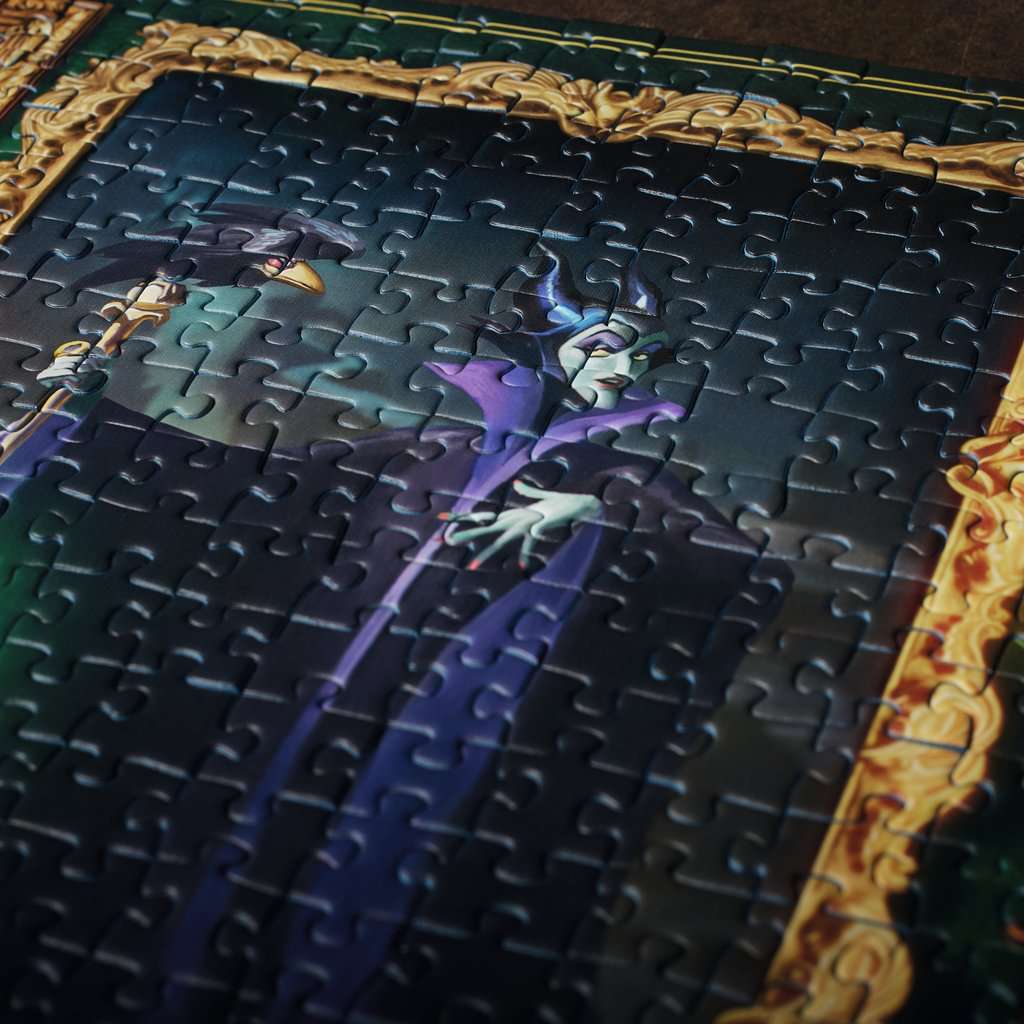 RAVENSBURGER  VILLAINOUS: MALIFICENT  15025