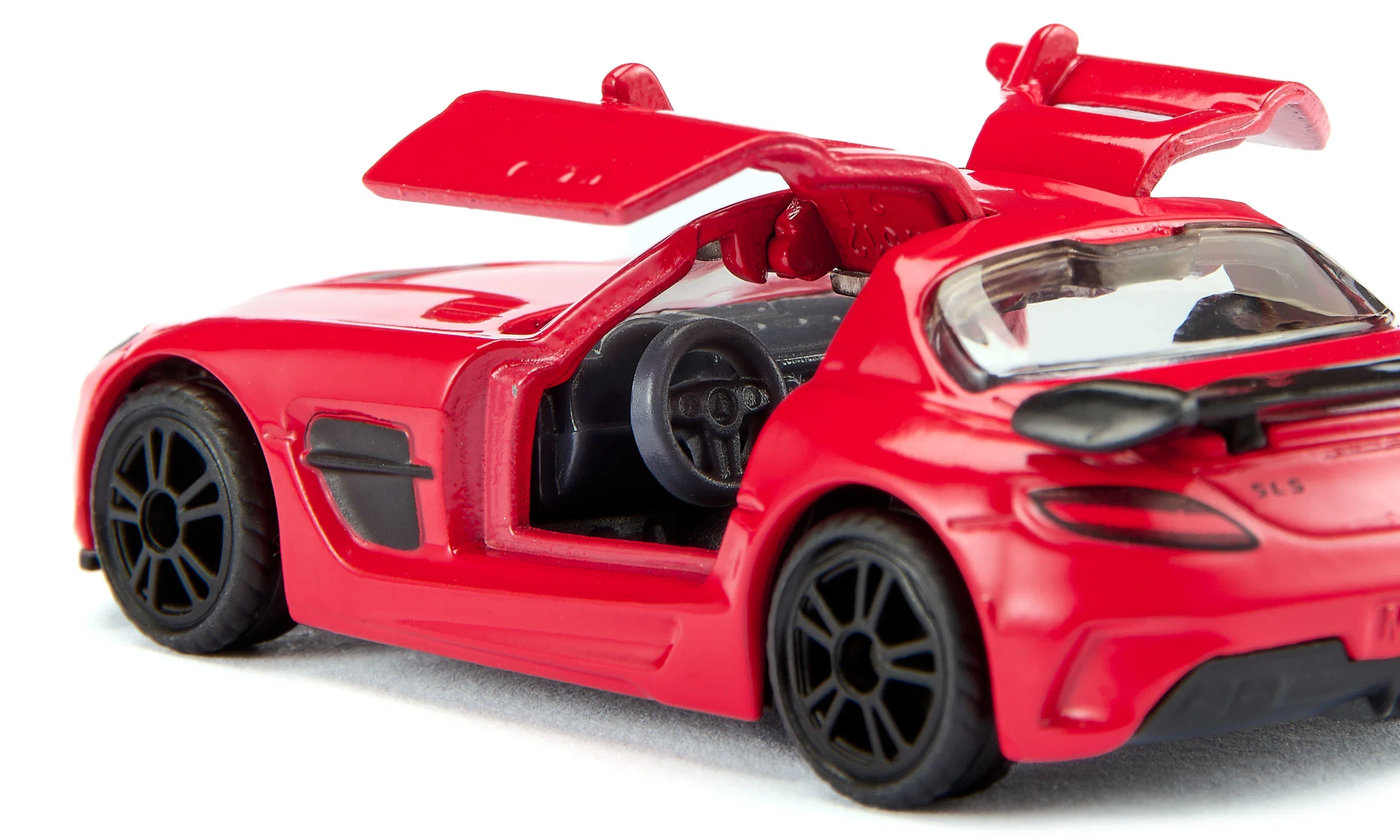SIKU MERCEDES-BENZ SLS AMG BLACK SERIES SPORTS CAR 1119