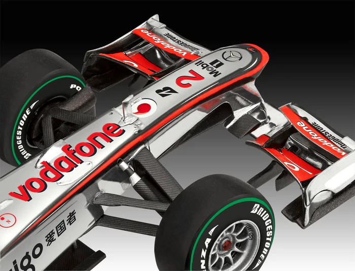 REVELL VODAFONE MCLAREN MERCEDES MP4-25 ''L. HAMILTON'' 07096 REVELL VODAFONE MCLAREN MERCEDES MP4-25 ''L. HAMILTON'' 07096