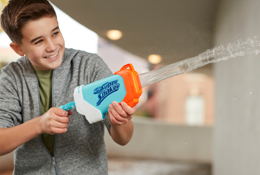 HASBRO NERF SUPERSOAKER TORRENT