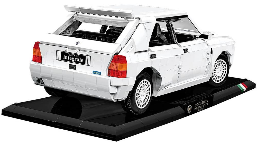 COBI CARS LANCIA DELTA HF INTEGRALE EVO - EXECUTIVE EDITION 24356