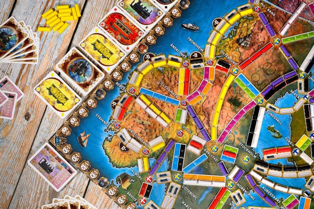 ASMODEE TICKET TO RIDE NORTHERN LIGHTS