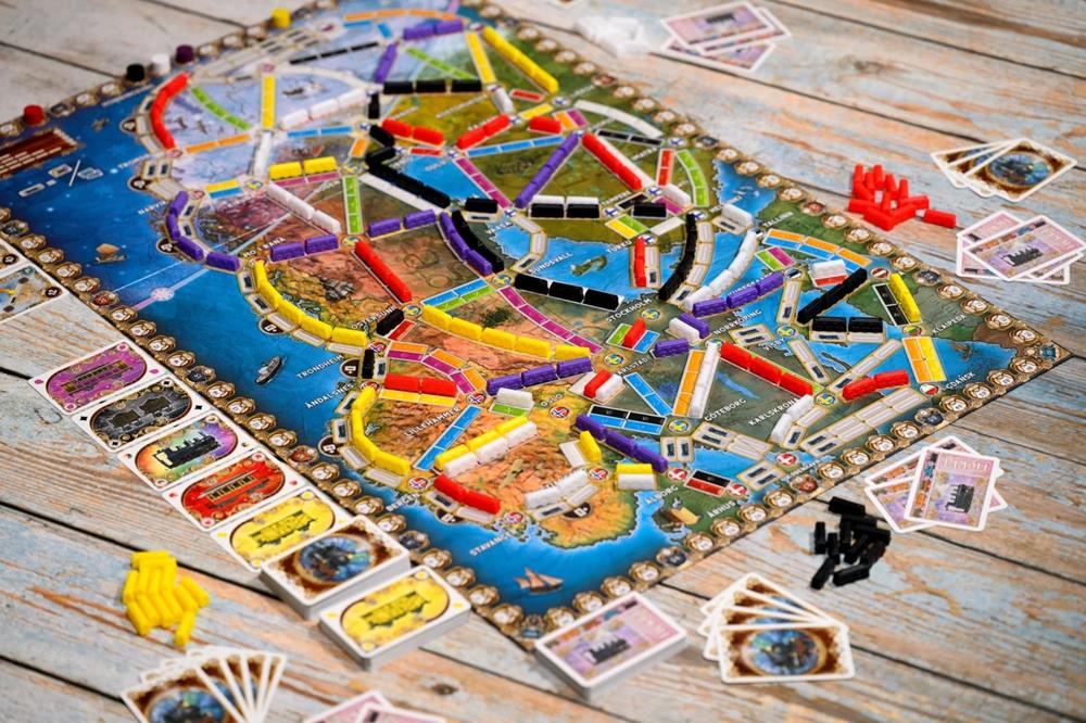 ASMODEE TICKET TO RIDE NORTHERN LIGHTS